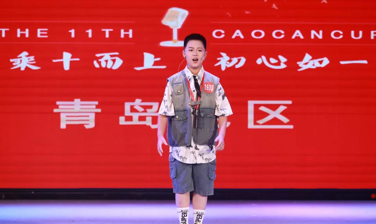 女儿来电话，今晚家里就热闹了……女儿说他们今晚9：30到济南，有点晚，不让我去