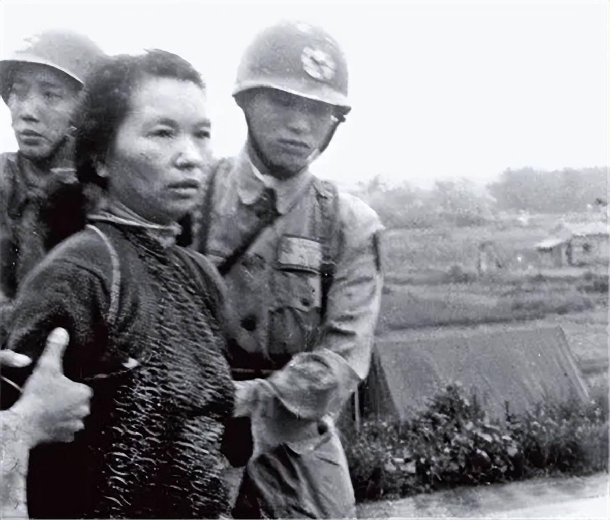 1950年，朱枫在台北临刑前的最后照片，60年后遗骨才被找到这张流传至今的