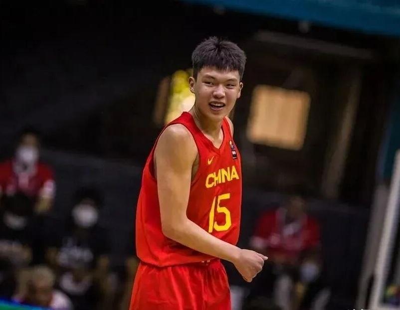 杨瀚森退出亚运，回归开拓者备战NBA新赛季杨瀚森确定退出中国男篮名古屋亚运
