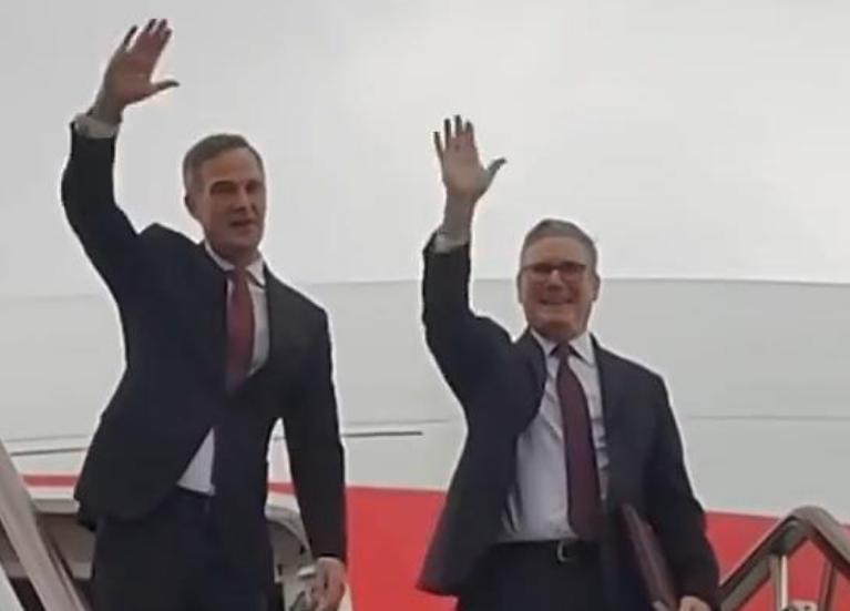 斯塔默访华结束离开前回击特朗普言论，这下特朗普和欧洲其他国家都要坐不住了！斯