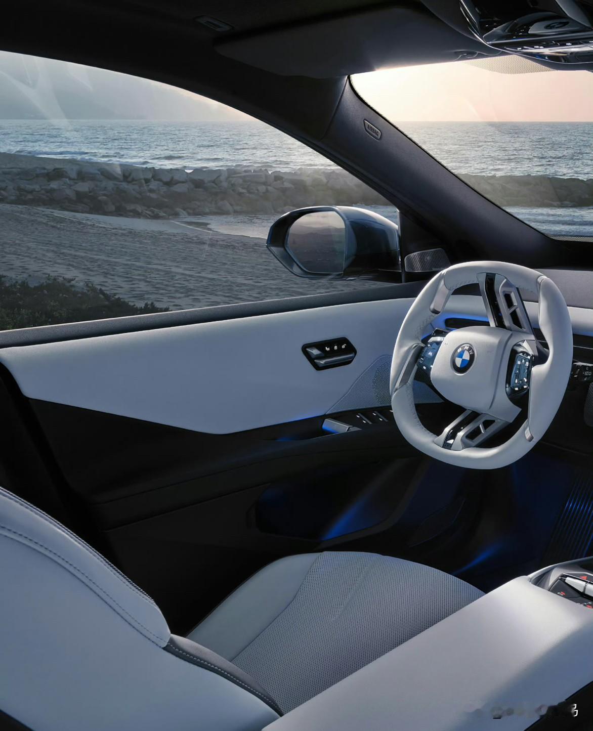 回想现在买了这么多车，真正让我最快乐的还是第一辆宝马3系！遗憾的是那辆三系买了之