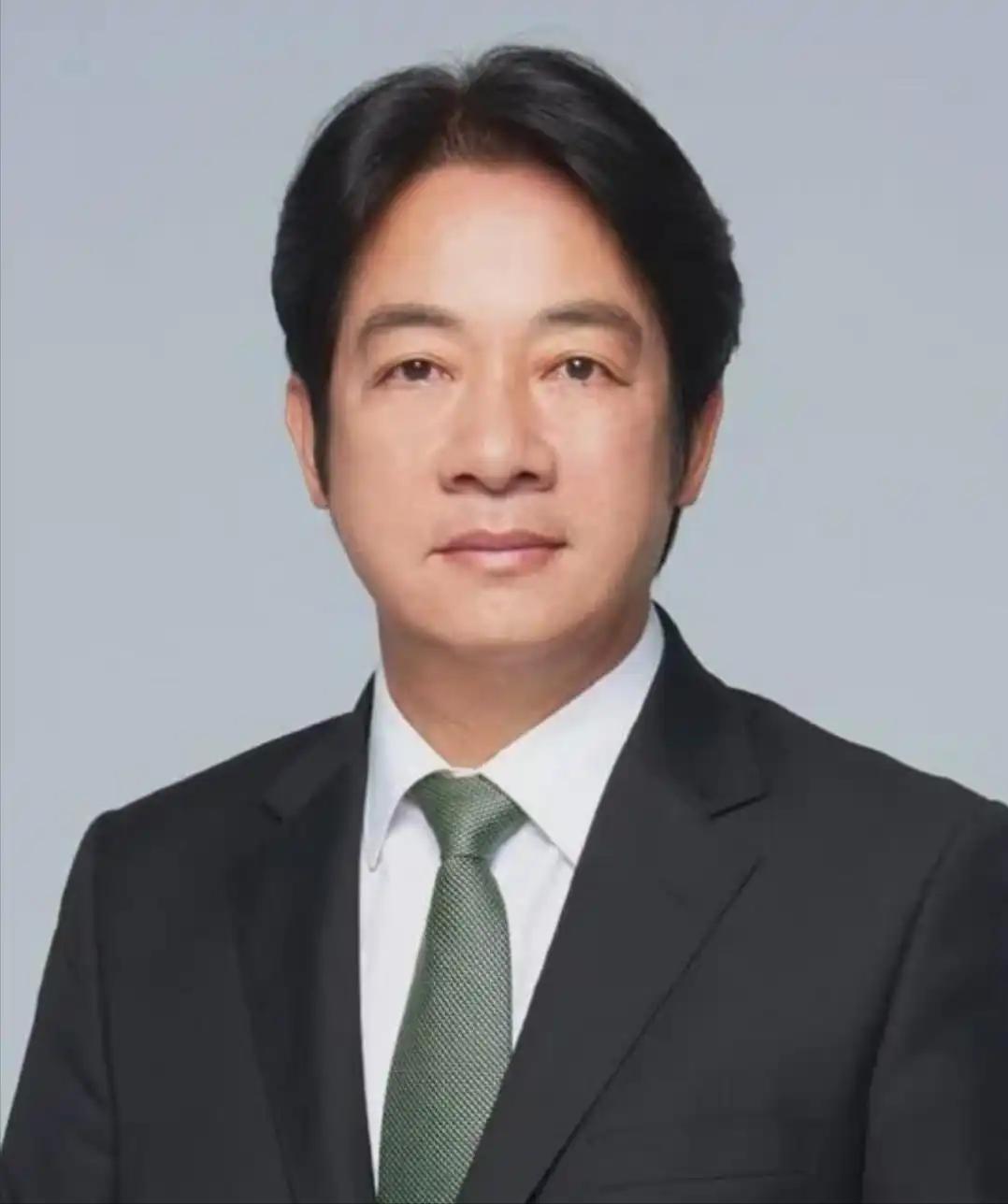 台湾当局的最新回应来了。  针对解放军在台湾海峡海域安排的连续两日实弹射击