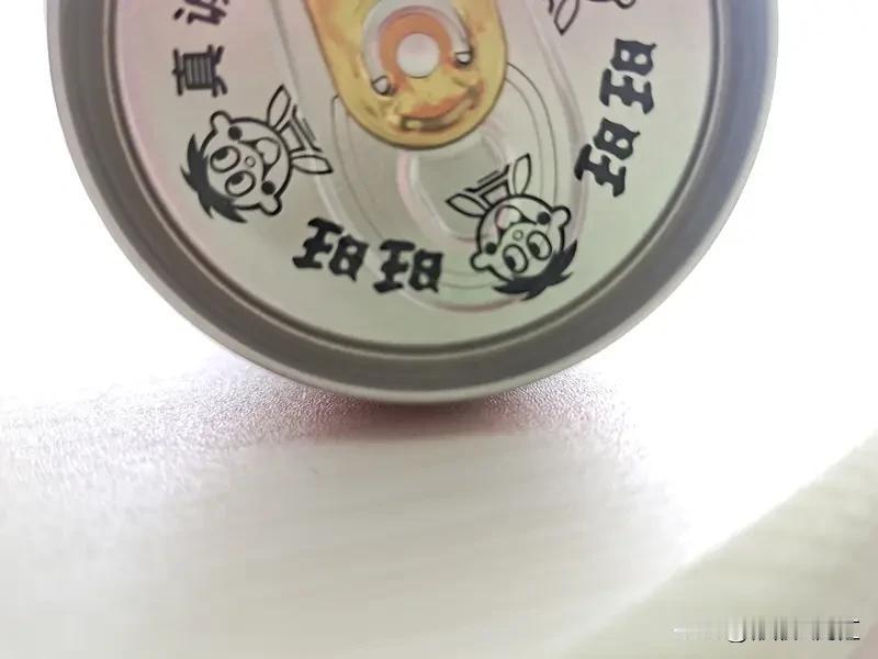 旺旺是很多人童年的回忆，可如今市场变化快，要想更好适应市场，得从多方面下功夫。
