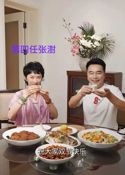 61岁的许亚军一生结婚4次。有人说他花心。有人说他不坚定。但是有一点