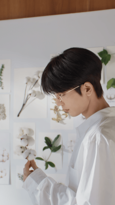 张凌赫×新代言，适配度满分💯！穿家居服的男友感，穿防晒服又有一种大学学长的清爽