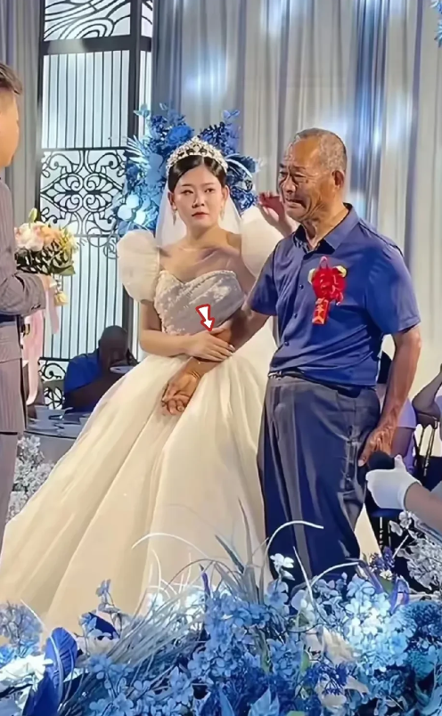 山东，有一对情侣即将结婚。婚前，女子向男友家提出一个要求：自己可以不要一分彩礼，