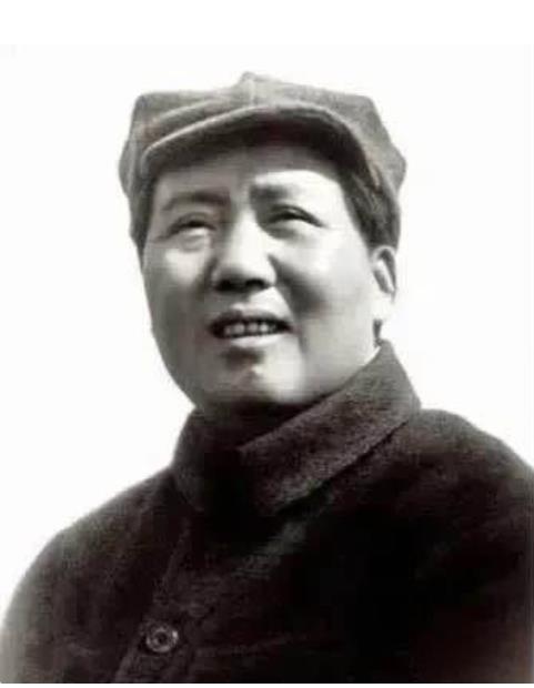 总有人喜欢拿五六七十年代“吃不饱、穿不暖”说事，大秀优越性！1952年，国民