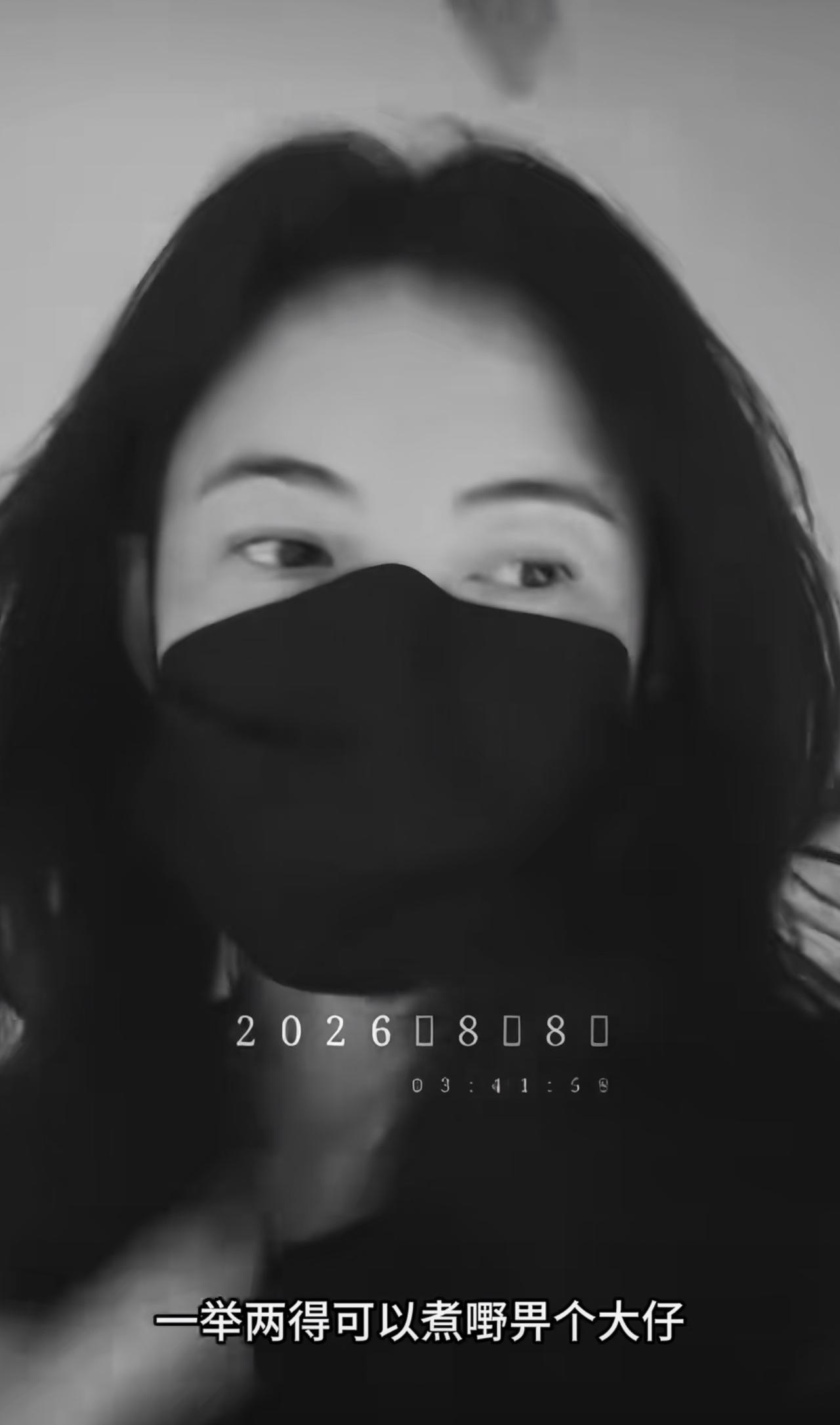 当妈妈真不容易！张柏芝深夜发视频太崩溃了，凌晨一点起床给大儿子Lucas煮夜宵，