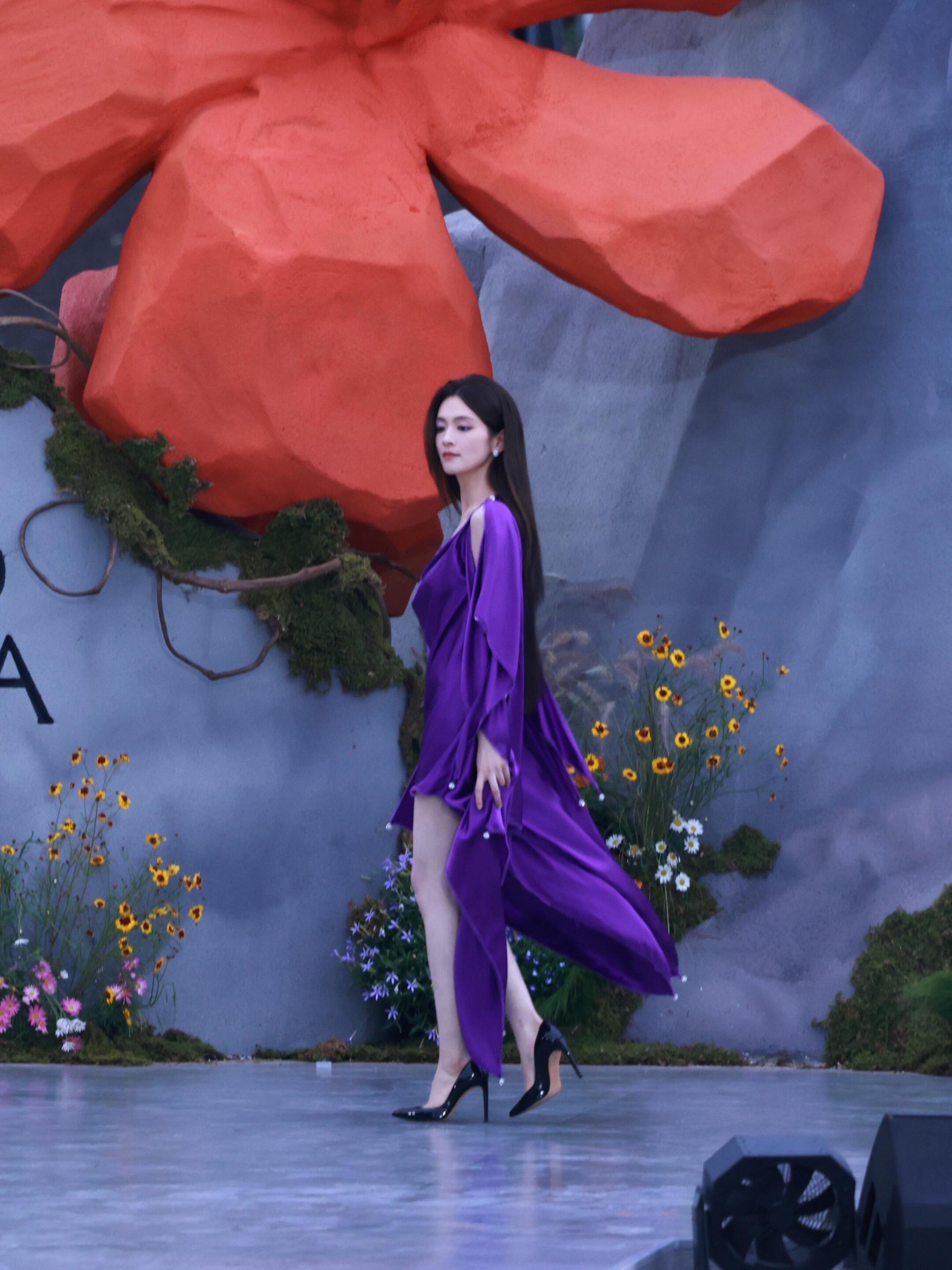 地表最强160来了……这身材比例