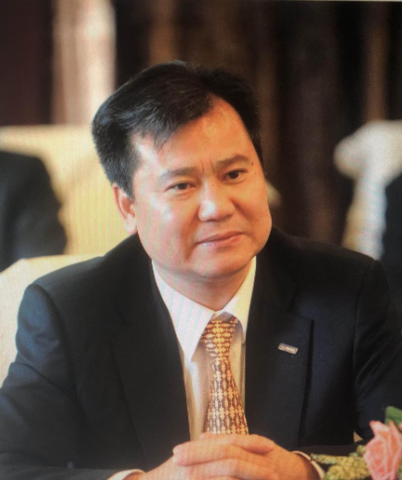 张近东资产清零，不光标志着其个人经商事业的失败，而是一个零售时代的落幕与警示。