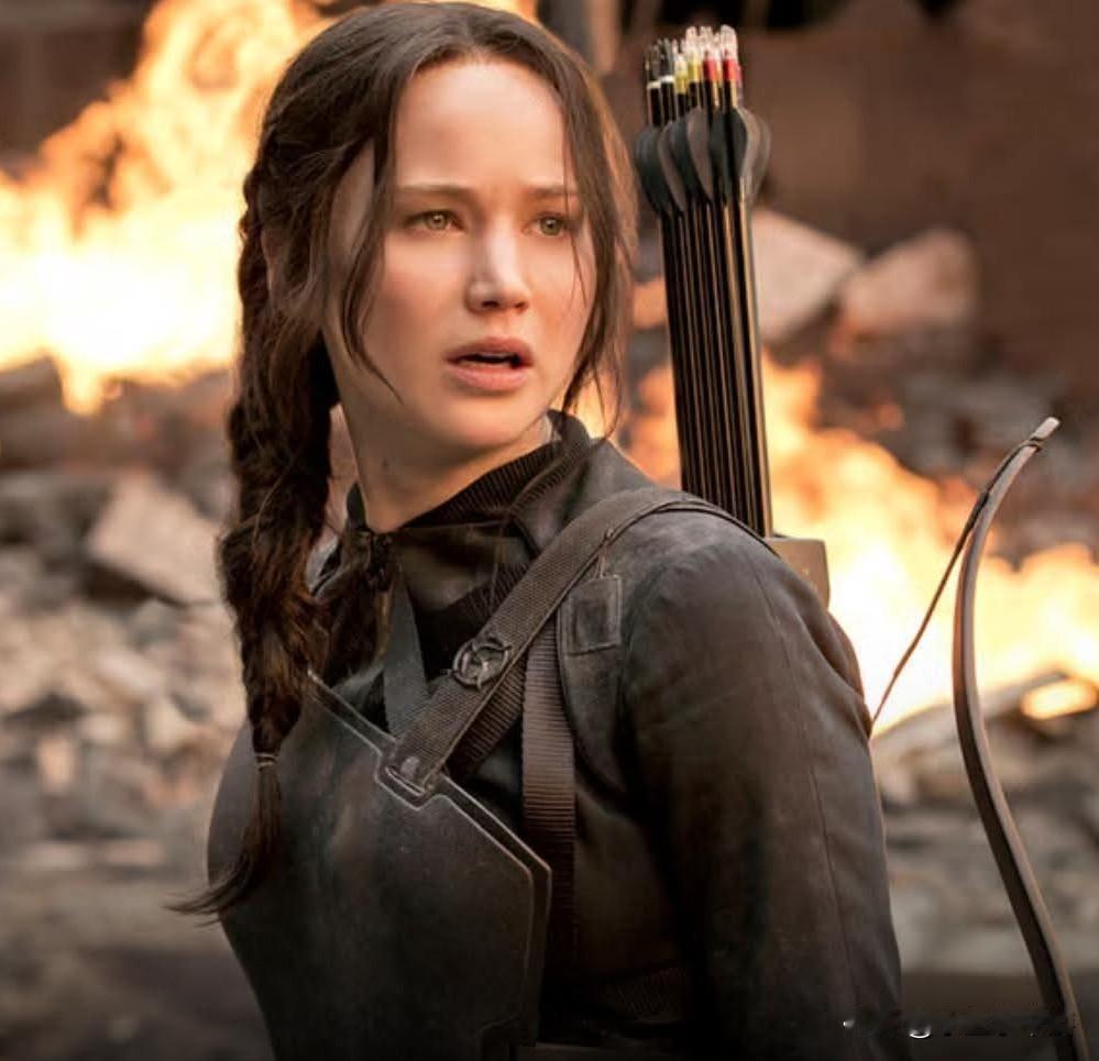 在2022年，好莱坞女星詹妮弗·劳伦斯在接受《综艺》采访时回忆道，尽管制片方高层