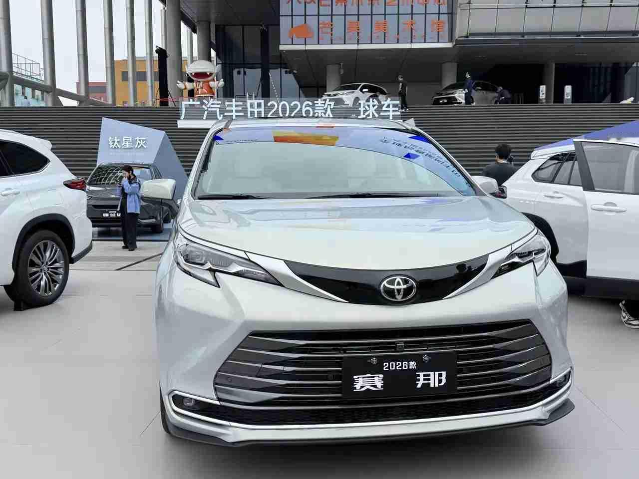 丰田：无敌是多么寂寞！20年，丰田卖了953万辆车21年，丰田卖了105