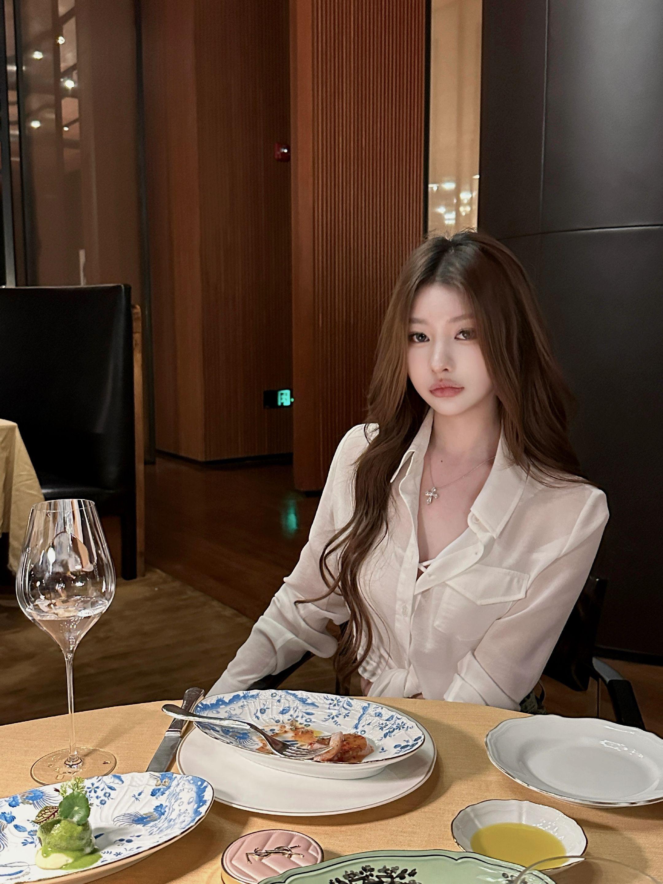 是花自然香。