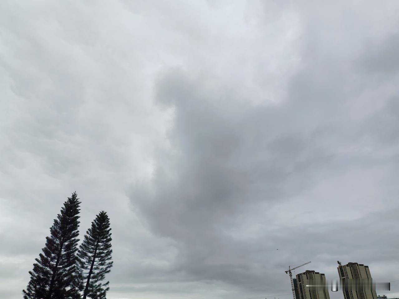 广东强降雨进入间歇期，但地质灾害具有滞后性！今天（10日），西南季风减弱，副