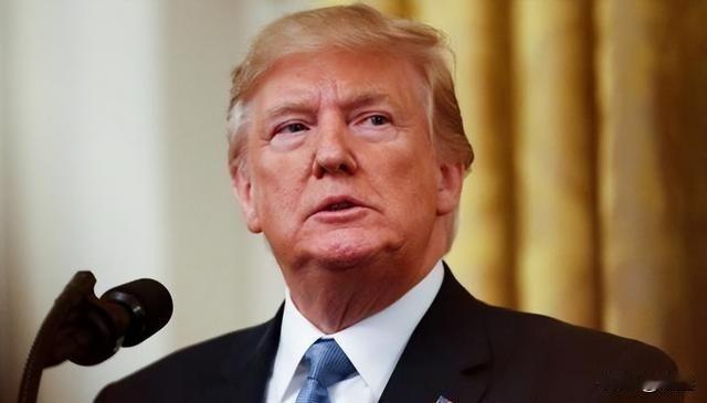 特朗普点名让日本派军舰前往霍尔木兹海峡护航，真是给高市早苗出了个大大的难题，她绝