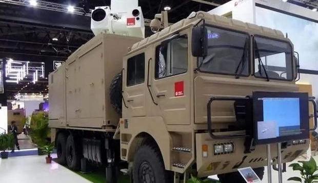 中美日激光武器射程大比拼：美国8000米遇实战缩水，日本1200米自保，中国如何破局？