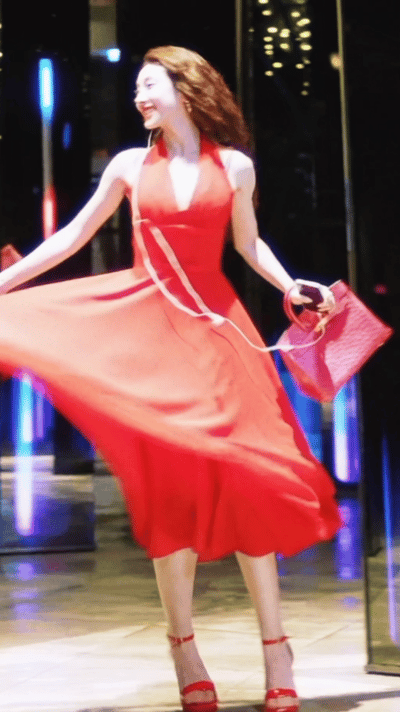 张小婉变化好大张小婉从喜剧人变身明艳大美女，《情圣3》新角色太让人期待了