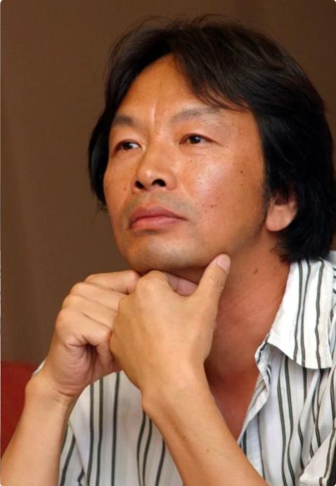 刘震云说："世界上最坏的就是人，老鼠再不好，就是偷个东西吃；猫再不忠，最多就是离