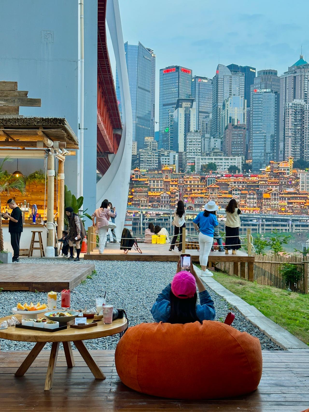 国内普通老百姓的生活水平，在全世界到底算什么档次？国外有个Numbeo网站，专门