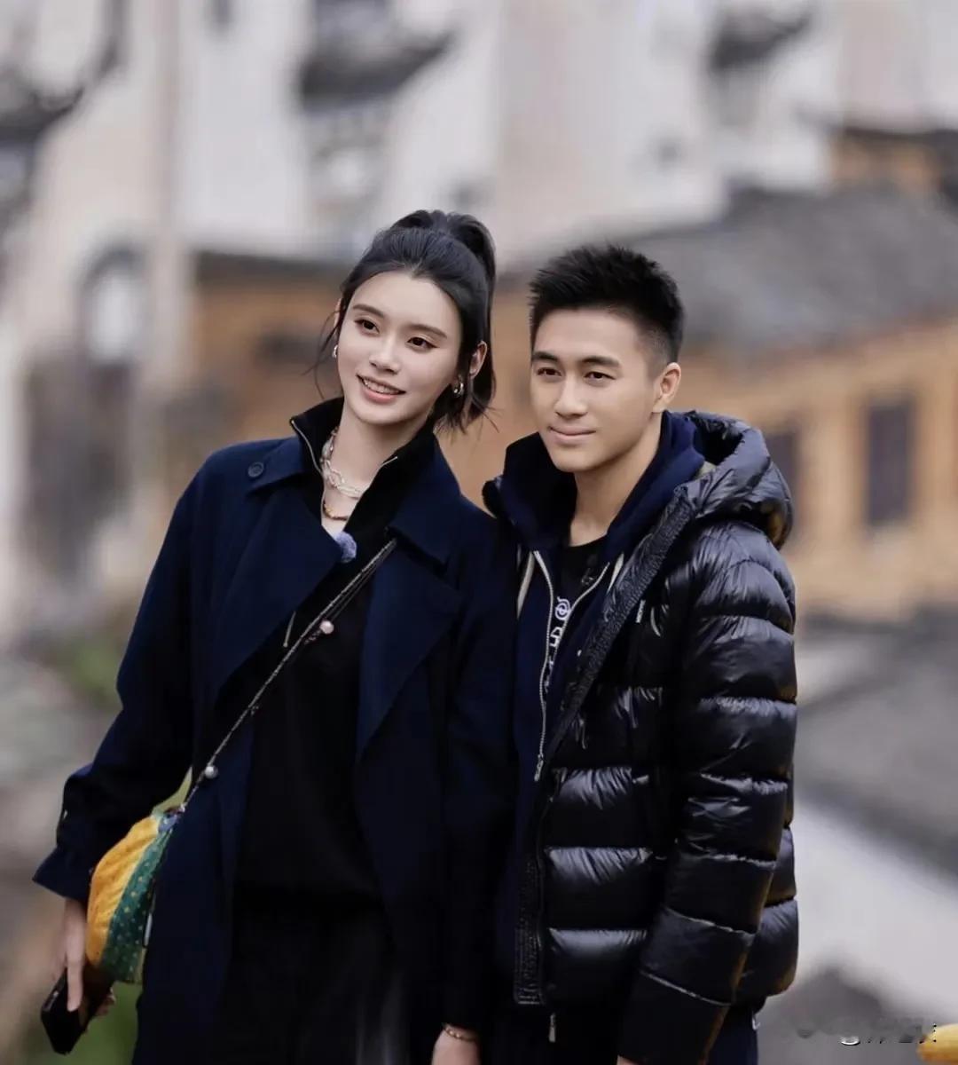 说奚梦瑶剖腹产生孩子，就是因为四太家想用这个孩子抢遗产这件事，哎我想不明白，因为