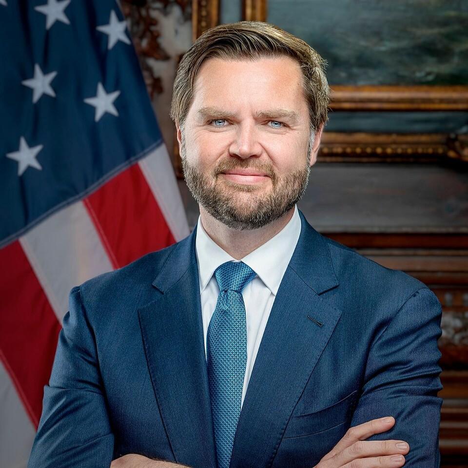 下一届美国总统，很可能就是万斯！而对中国来说，这绝不是什么好消息！他针对中国不是