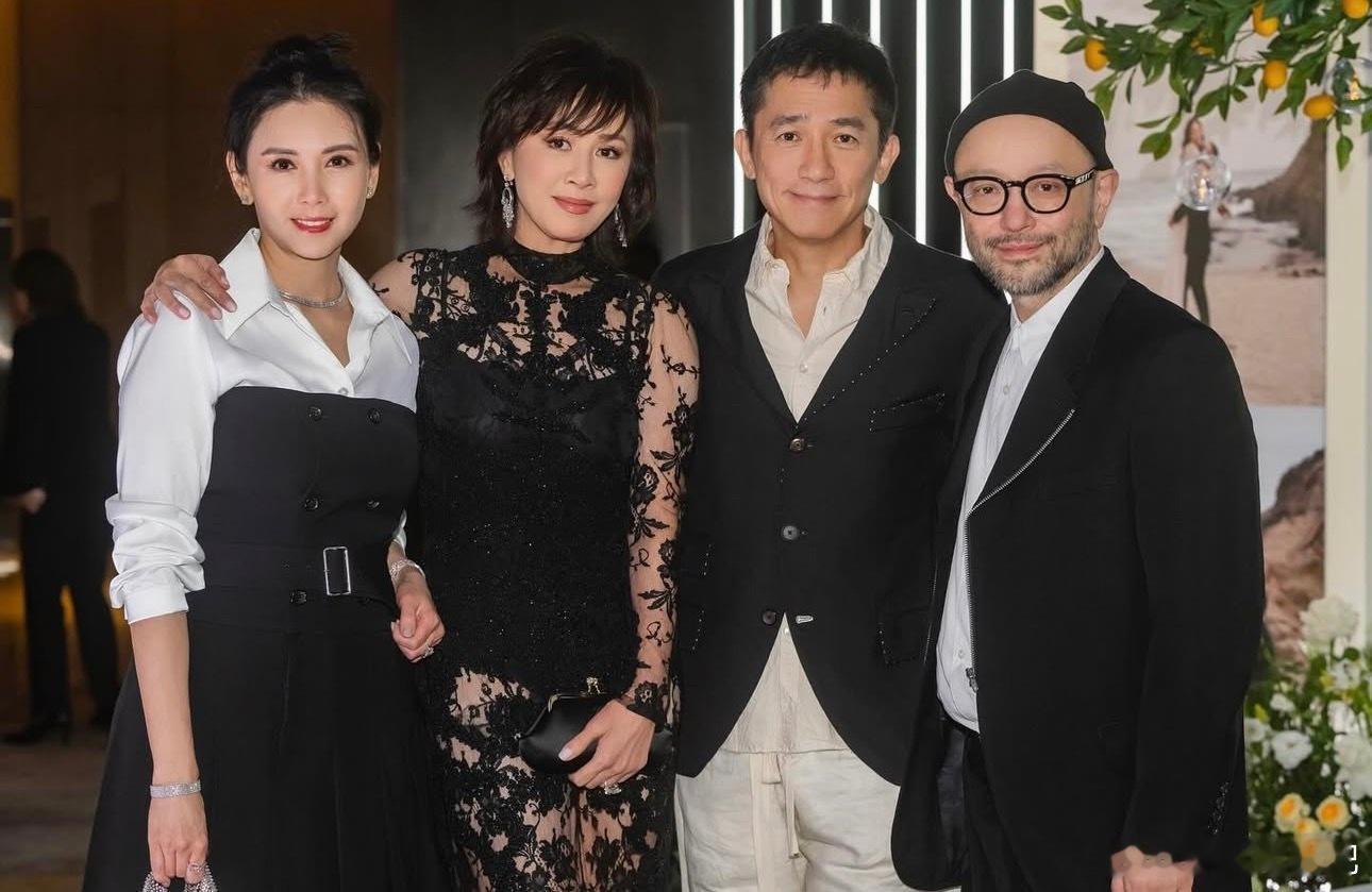 邱淑贞、梁朝伟、刘嘉玲合照。“偷偷爱你”