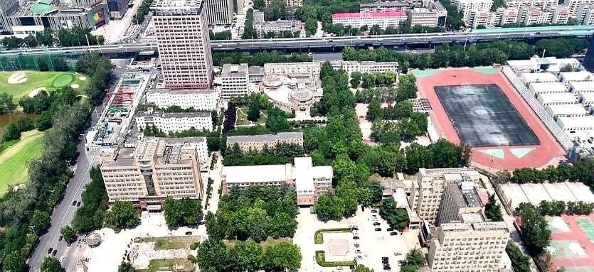 石家庄即将迎来历史上最大规模的拆楼工程，这个难度非常大。河北地质大学槐安路校区