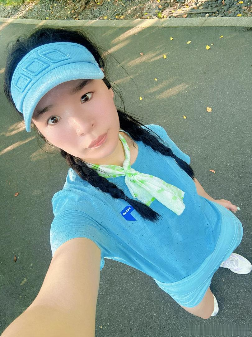 跑步晨跑14K|早起跑步平凡的日子里泛着光今天是8月1日，星期六，早安
