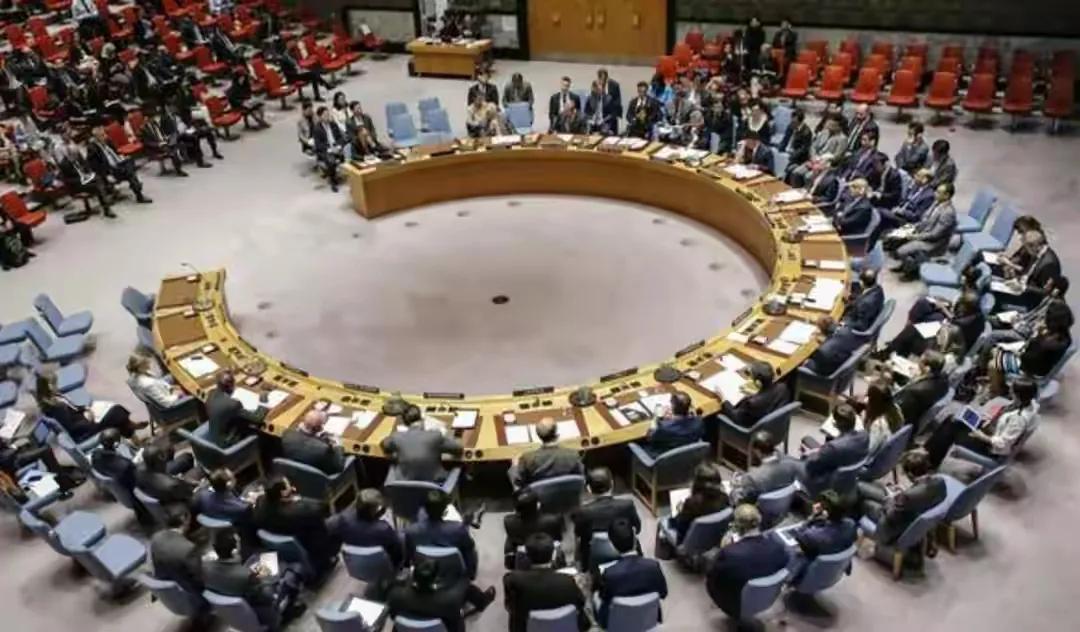 13票赞成！中俄当场弃权，联合国要求归还资产，内塔直接下令退群。14号当天，