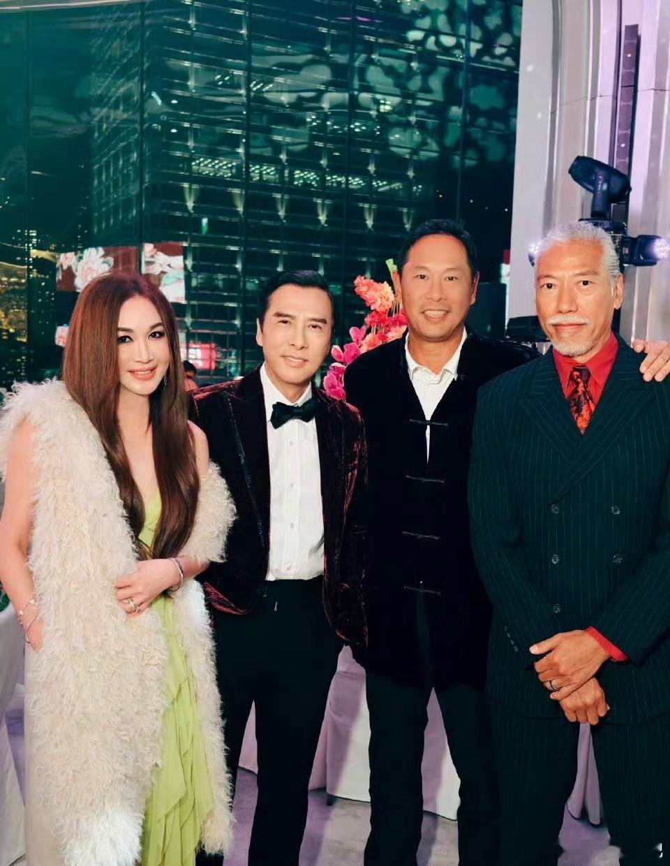 张耀扬、温碧霞、甄子丹同框。蛮荒的童话（加一张和丹哥的旧照！