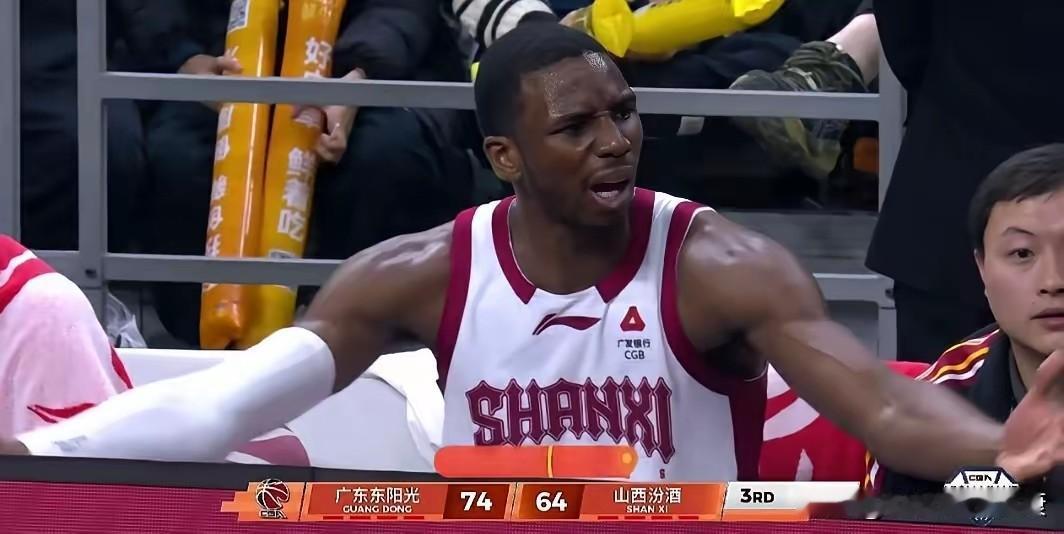 迪亚洛，真的是全民公敌，专业伤害国内球员！把CBA联赛搞的乌烟瘴气！给山西队丢脸