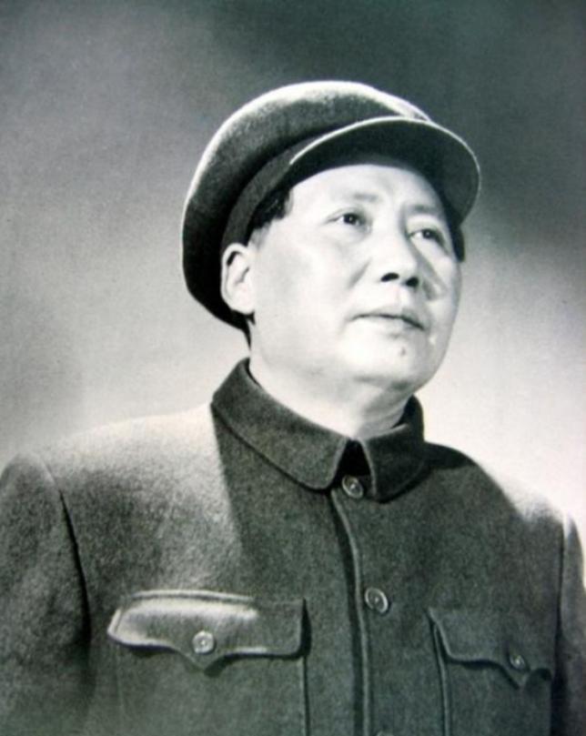 1975年，82岁高龄的毛主席突然问身边的人：“功德林里，还有国民党战犯吗？”