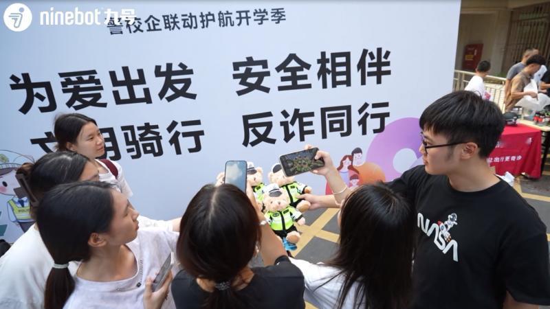 电动车越来越多，事故也越来越多。大家骂骑手、骂管理、骂车辆，可最终还是要解决问题