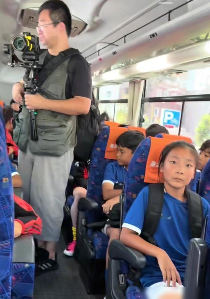 刚拿完日本冠军，董路扭头就在更衣室放狠话：谁破坏规矩，谁滚蛋，这队里没谁是不能缺