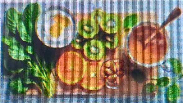 总被口腔溃疡折磨的朋友有福啦！这几种蔬菜堪称“救星”。像西红柿，富含维C、维E和