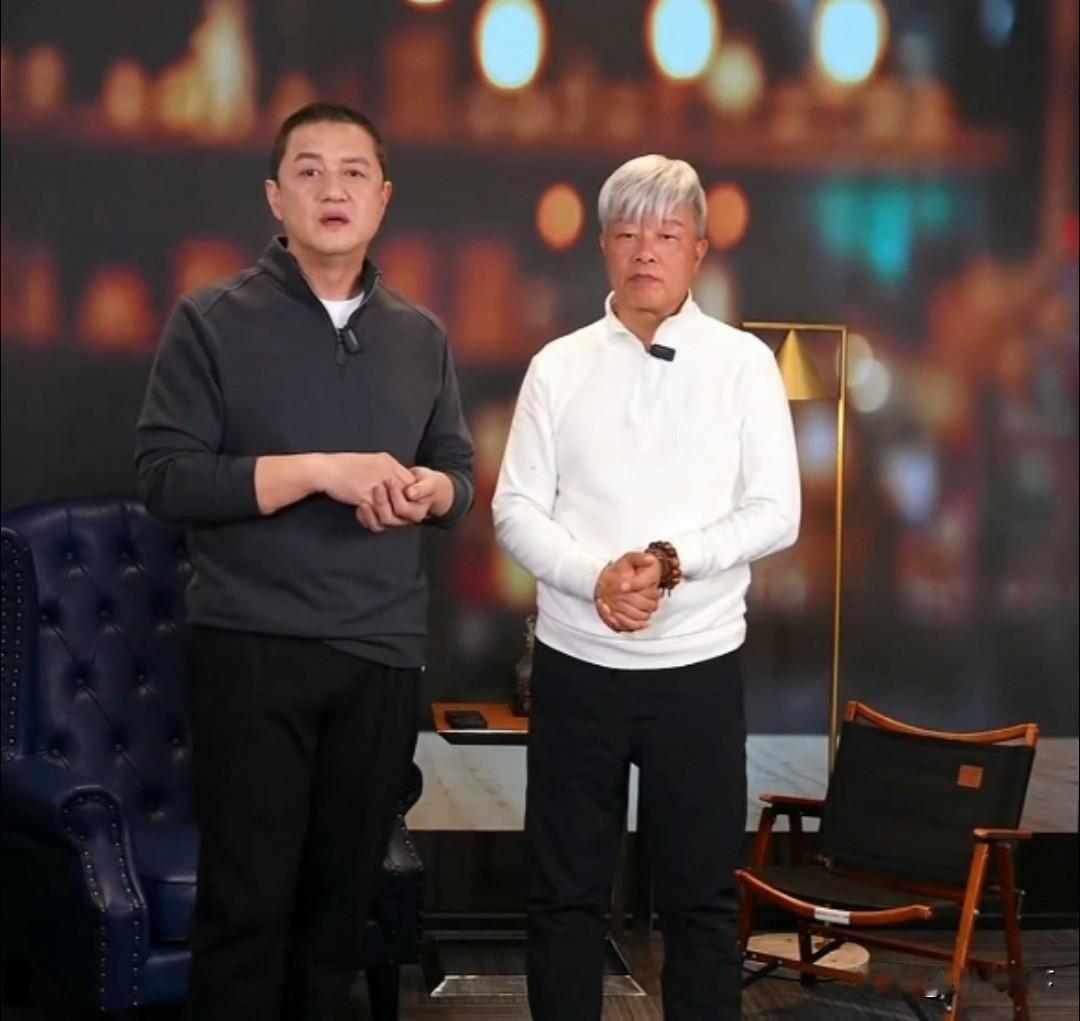 霞湖世家的衣服很差吗？因为我不了解这个品牌，我还是因为看了李亚鹏的直播才知道有这