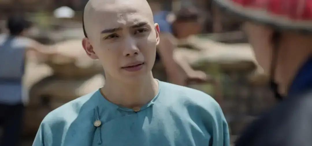 那场轰动京城的2000万两绑架案，其实是三方势力联手做的局。1.常玉儿的发簪