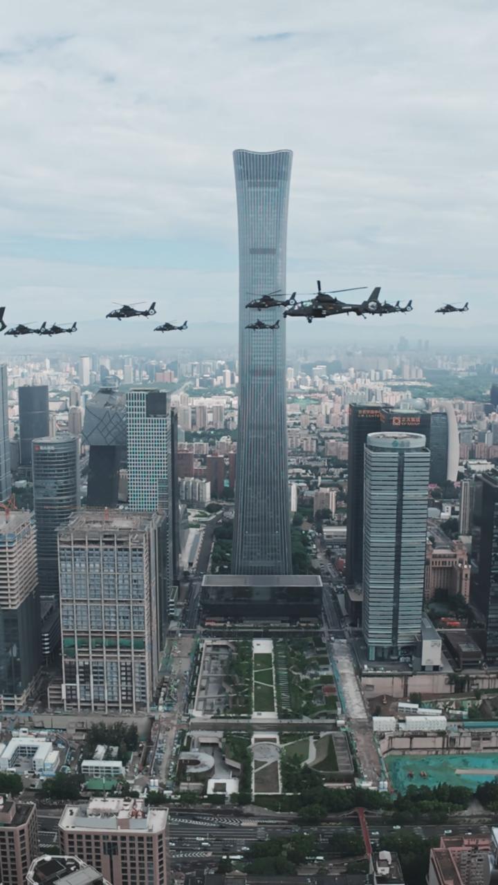 阅兵图片【速存！无！水！印！手机壁纸版阅兵战机大片】听说阅兵大片还没看够？还想