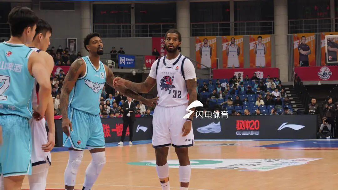 三连败+德比逆转！山东男篮迎生死救赎战，再战山西两大死穴必须解2025年C