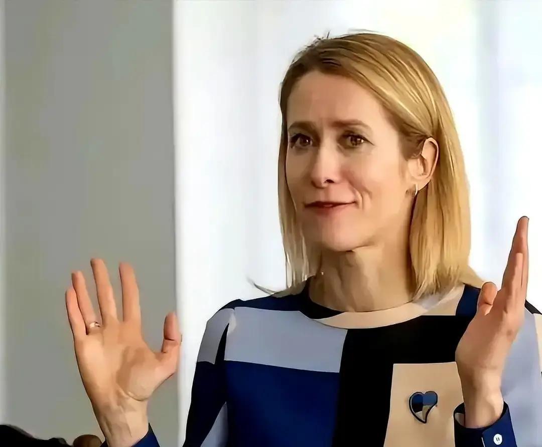 快讯！快讯！一句“给俄罗斯军队设上限”，把我一下子拽回历史课本——这种口气，通