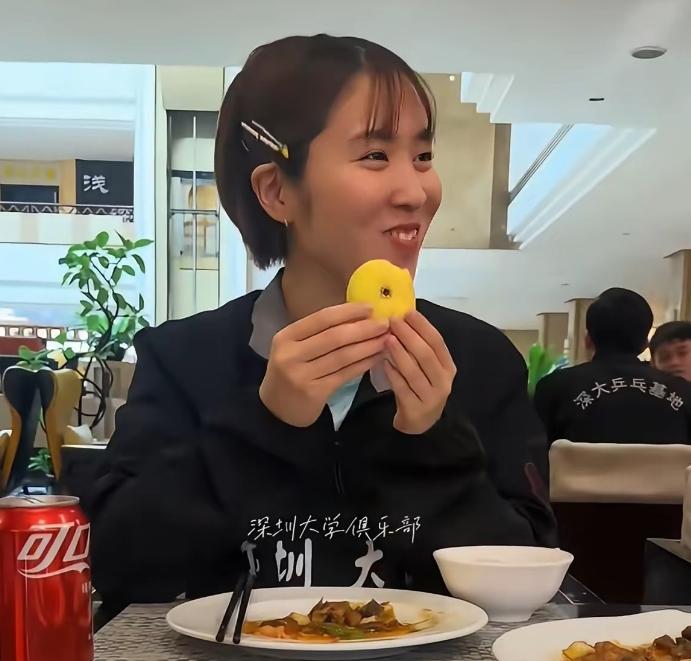 你们知道平野美宇到了新疆，为啥不想回去了吗？聊这个话题前，我先给你们普及一
