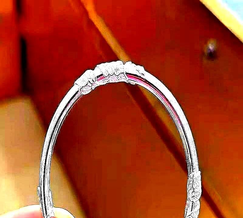 1000块买的银镯子，金店回收竟只给400！你以为银价暴涨就能赚一笔？别傻