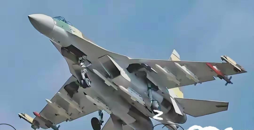 全球首次!中国试飞成功!新闻里说，4月4日，在湖南株洲芦淞机场，搭载这款国产