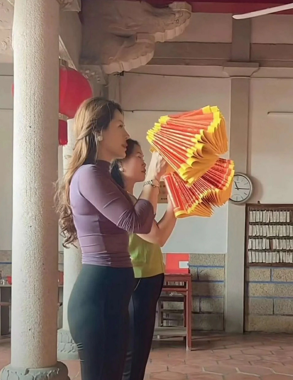 佛祖的品鉴水平不会这么差吧？