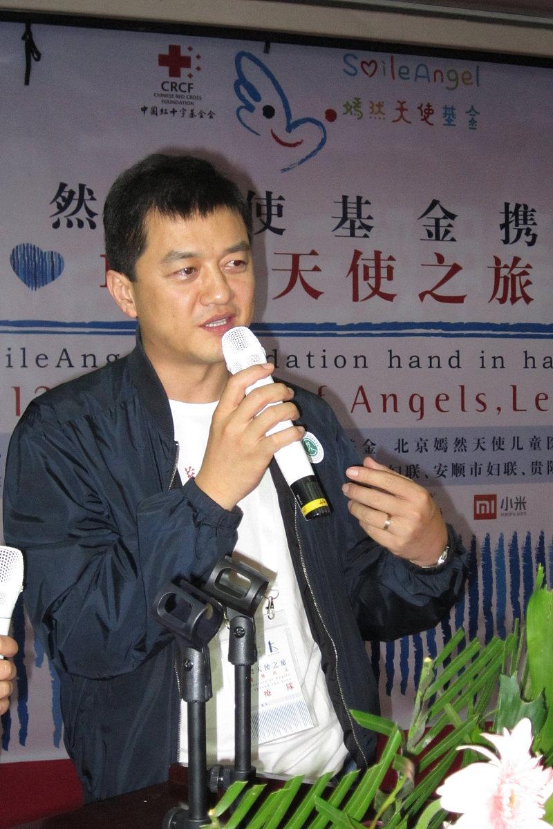 破防！李亚鹏18年公益遭2600万房租逼停，全网接力暖哭了“如果医院明天就