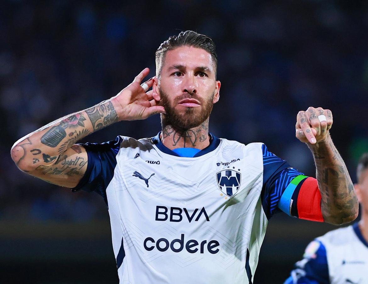 传闻，曾经，马队拉着拉莫斯的手说过，我一定要把你带到我的米兰。如今，拉莫斯好像