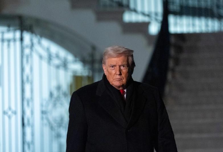 ＃美军伊朗局势＃美军多架F-15E战斗机已于周日（18日）飞抵约旦，搭载F