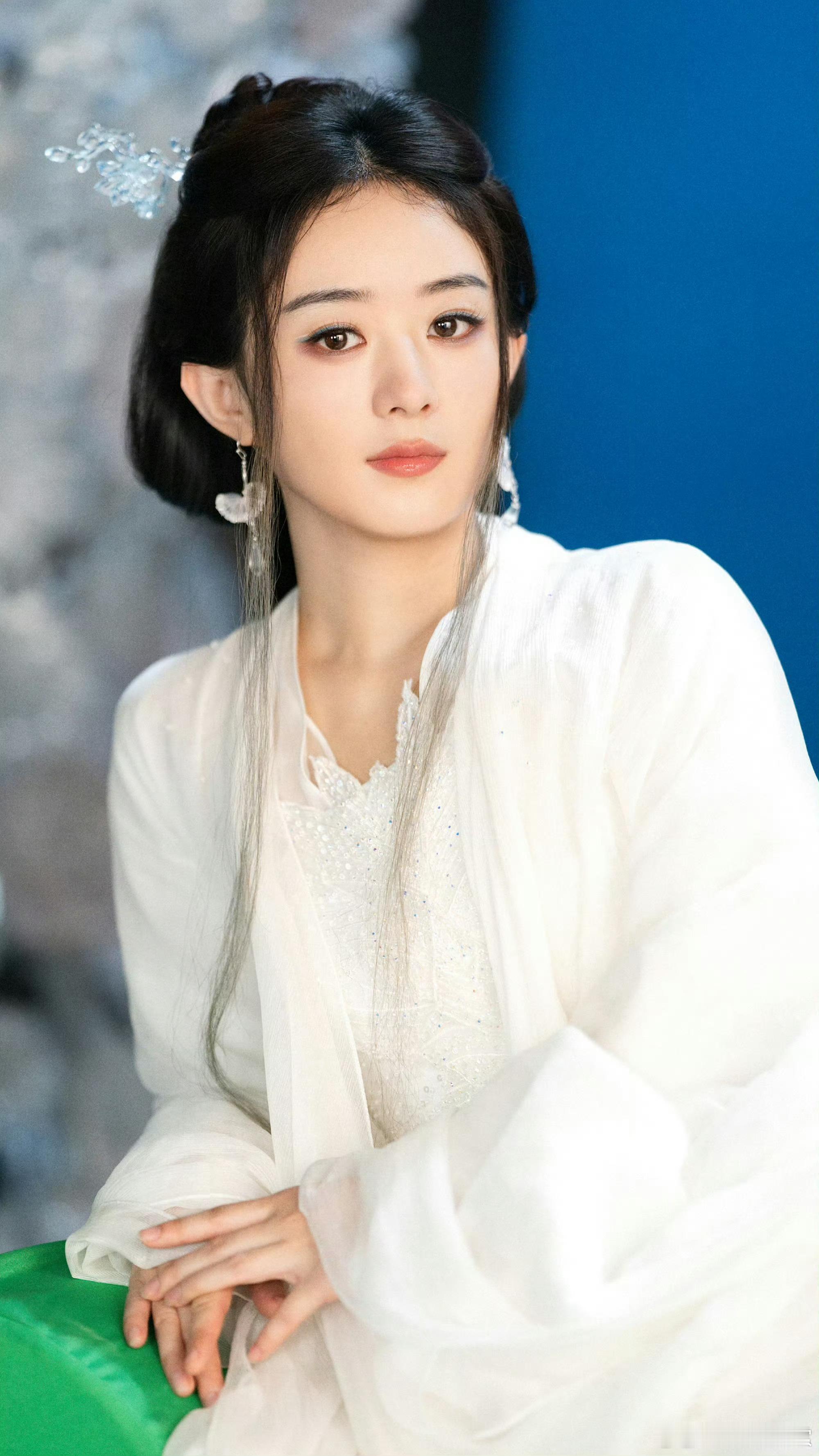 赵丽颖这个造型好漂亮！等一个惊艳出场入经典