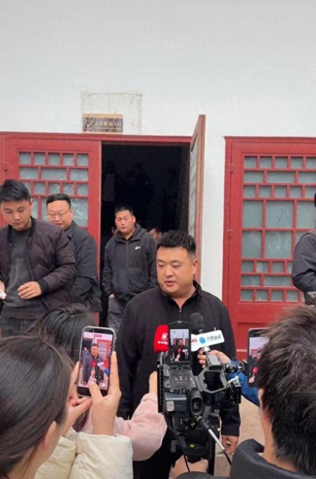 27万租30天！太昊陵猪蹄老板27万砸下太昊陵庙会一个月摊位，日均成本9000块