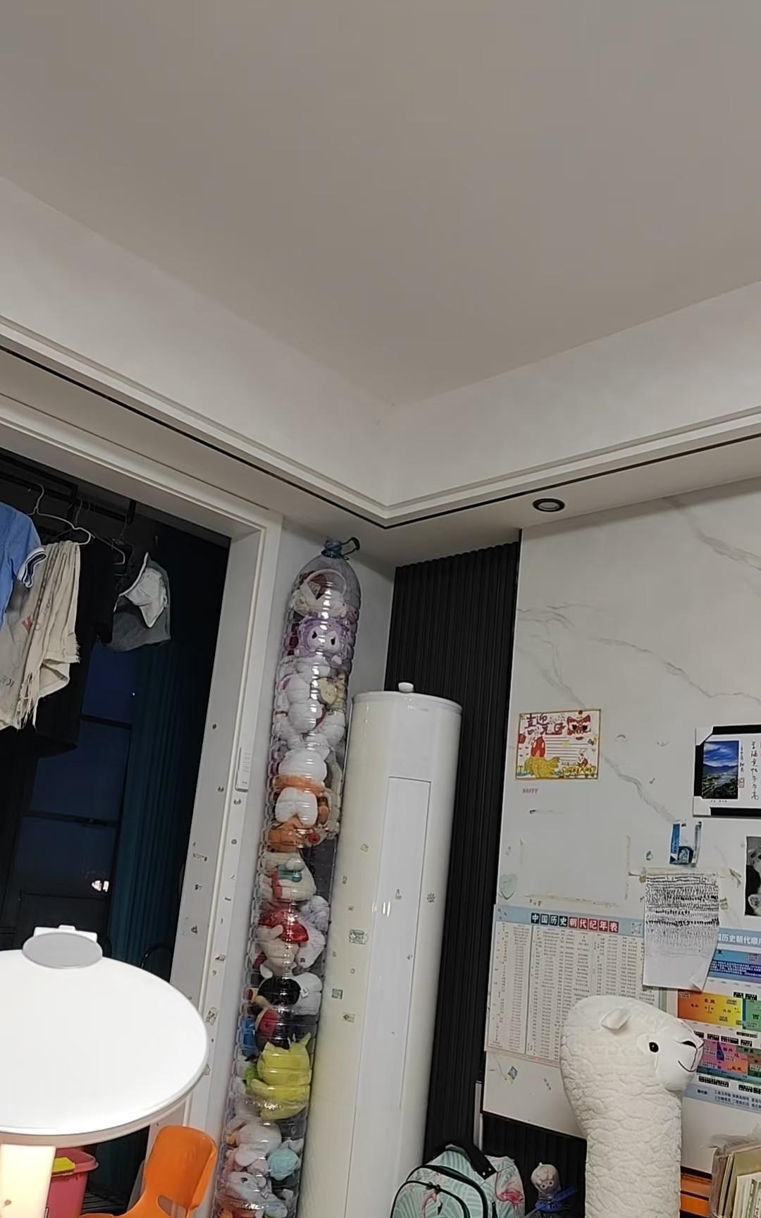空瓶子别傻傻的扔了，真的好多用途啊空瓶子连起来可以放置毛绒小玩具可以做成椅子